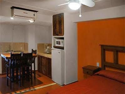 סן פטריסיו מלקווה Hotel Punta Melaque מראה חיצוני תמונה