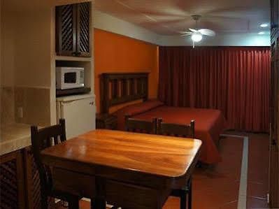 סן פטריסיו מלקווה Hotel Punta Melaque מראה חיצוני תמונה
